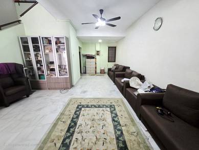 20.5' x 80' Double Storey Terrace JALAN EMPANGAN, SEKSYEN 8, SHAH ALAM