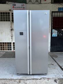 Side by Side LG Fridge Peti ais 581Liter