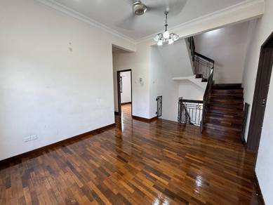 Corner lot Superlink 2.5 Storey Freehold 5R4B P16 Putrajaya For Sale