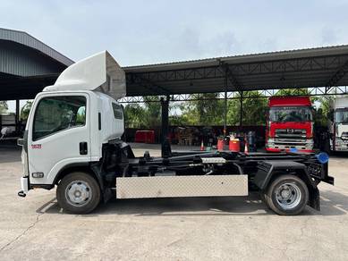 Rebuild Isuzu NPR75 14 ft Arm roll / RORO - HINO