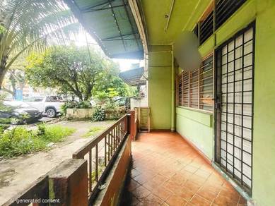 Corner Flat PKNS Seksyen 17 Petaling Jaya Ground floor facing open