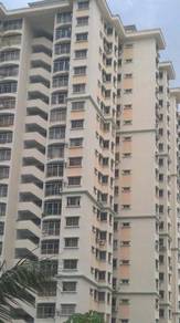 1-COVERED CARPARK Taman Kristal Apartment 3-Bedrooms Well Maintained
