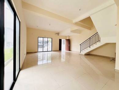 3115sf | CORNER LOT 3 Storey House Nassim Heights