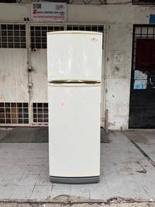 LG 2 Door Refrigerator Fridge 322L
