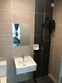 [Mix Unit] Medium / Small Room for Rent @ Damansara Damai