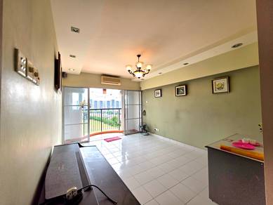 La Vista Condominium 4 Bedrooms Partially Furnished Puchong