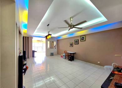 La Vista Condominium 4 Bedrooms Partially Furnished Puchong