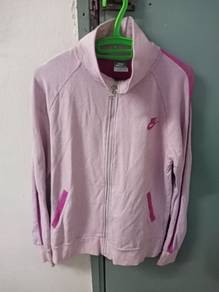 103.nike sweater