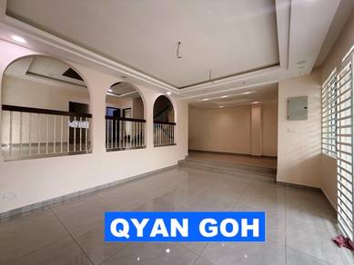 [NEWLY RENOVATED] Concrete 2.5 Sty Semi-D-Island Park Glades Greenlane