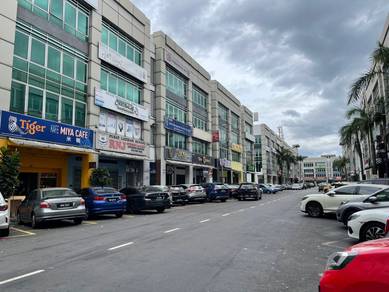Puchong Bandar Puteri, 4 Storey Shop Next to LRT