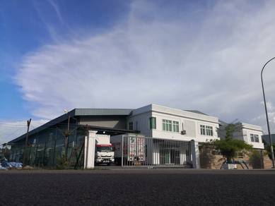 Padang Tembak Warehouse For Rent
