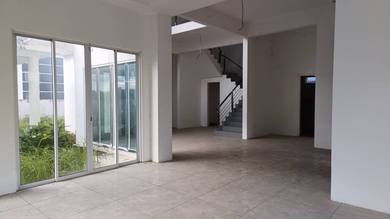 3 Storey Corner Bungalow in Hillpark Residences Alma Bm