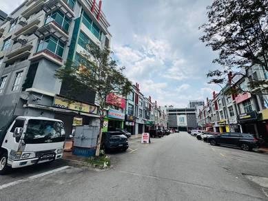 5 Storey Shop End  with Lift Alam Avenue , Seksyen 16 Shah Alam