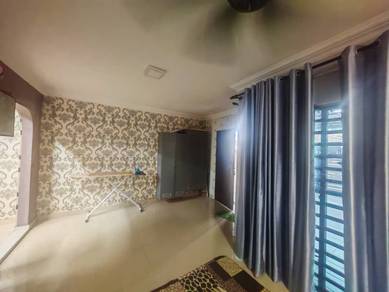 Full Renovated- Rumah Teres 2 Tingkat Fasa 2B di Seri Manjong