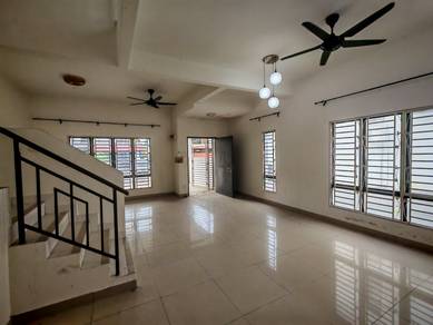 FREEHOLD Double Storey End Lot | 4R4B | Semenyih Parkland