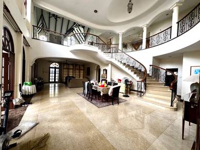 (8600sf land area)Double storey bungalow Jalan Templer Petaling Jaya