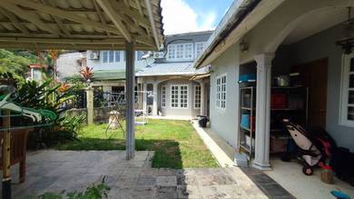 Rare Oversized Terrace Lot - 6Bedrooms - Solar Powered Home - Freehold