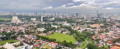 ShineVille Park Condo at Farlim : Freehold Below market value For Sale