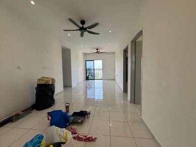 RENOVATED RM50K! Corner Residensi Mutiara Kajang 2 Zamrud in Kajang