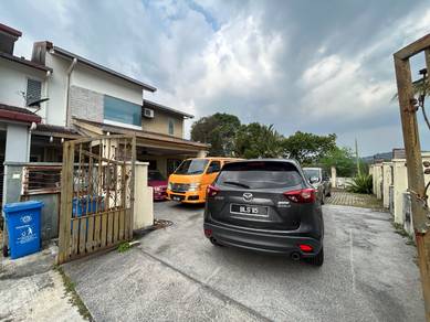 Ruang Tamu Sgt Luas, Tanah Corner Besar 5707 sqft Nusa Rhu