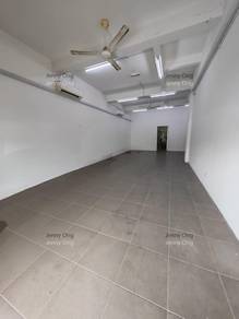 Facing Main Road Ground Floor 2 Sty Shoplot At Raja Uda, B'w For Rent