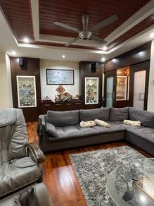 A Very Exquisitely Maintained 3 StoreysTerraced House @ Tanjung Bungan