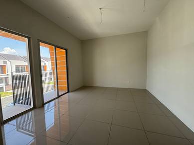 Best Buy 2 storey house Ruby Park home 20x65 diamond garden DENGKIL