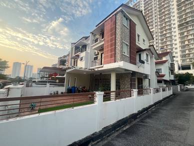 big land 3 storey terrace