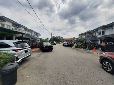 Freehold Teres 2 Tingkat Tmn Desa Dahlia Sg Ramal Kajang
