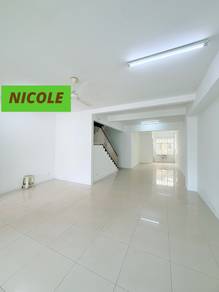 Georgetown Jelutong 3 Storey Link House Spacious Design