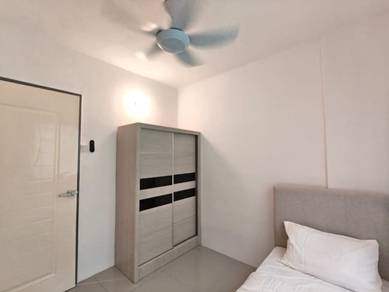 With Lift Renovated Desa Palma Apartment @ Alma Full Loan Available