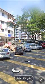 Happy garden flat kuchai lama