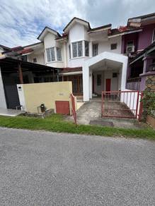 2sty taman semarak Jalan kaki pasar sekolah surau Batang kali below mv