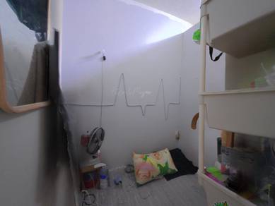 SS13, Subang Jaya Flat Ground Floor unit for sale