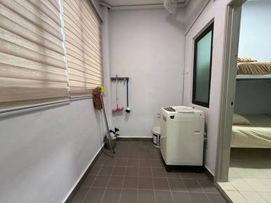 Corner Serin Residency 4 Rooms Condo In Lakepoint D'Melor Cyberjaya