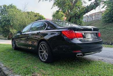 BMW 740Li (CBU) 3.0 turbo (A) F02