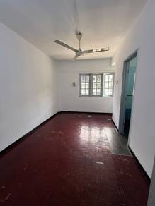 Villa condo / relau / near golden triangle