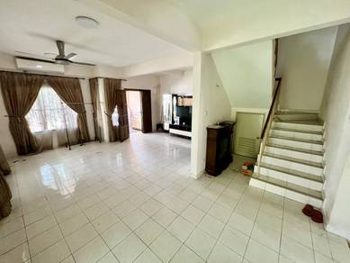 CORNER LOT BIG LAND Double Storey Terrace Taman Puchong Tekali Puchong