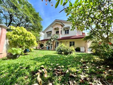 CORNER LOT BIG LAND Double Storey Terrace Taman Puchong Tekali Puchong