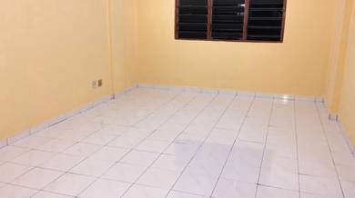 Must View, Flat Taman Dagang Permai, Ampang Full Loan
