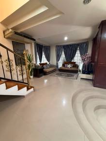 Double Storey Bungalow at Kempas for SALE