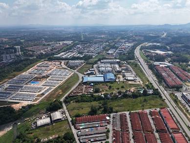 Freehold Warehouse Land at Indera Mahkota