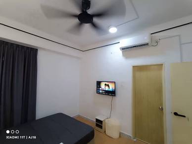 Rooms with Private Bathrooms | Near CIQ & RTS | Pelita Indah
