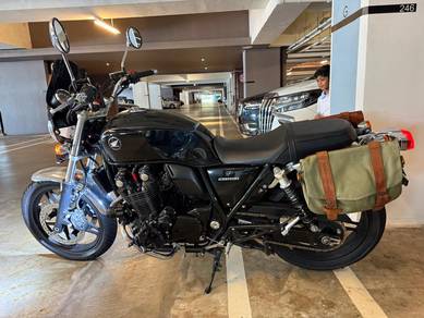 CB1100 import from Japan. Milage only done 14k