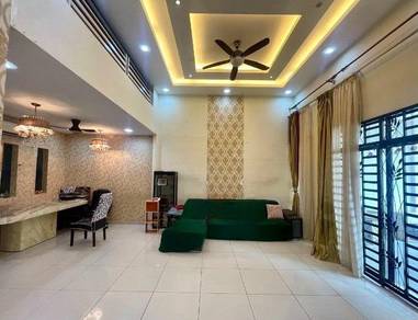 (DESERVE RENOVATED/BEACHFRONT) 3stry Terrace at Air Tawar, Butterworth