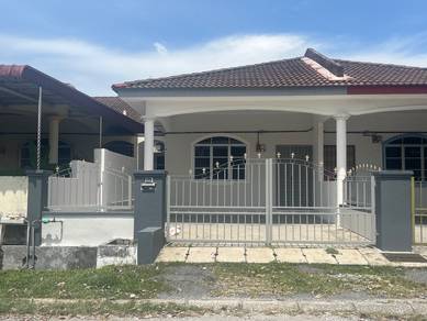 Refurbished 1 Sty house at Bdr Pengkalan Indah Ipoh