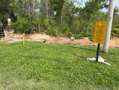 1.87ac Kesuma Semenyih beranang main road freehold industrial land