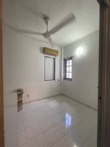 Villa Condo Relau Orginal Unit with Well Maintain