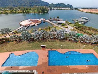Serviced Condominium @ Laguna Marina