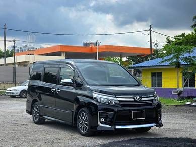 2017 Toyota VOXY 2.0 ZS KIRAMEKI II (A) MPV